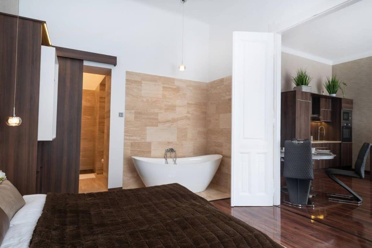 Central Luxy Design Apartment Budapest Exterior foto